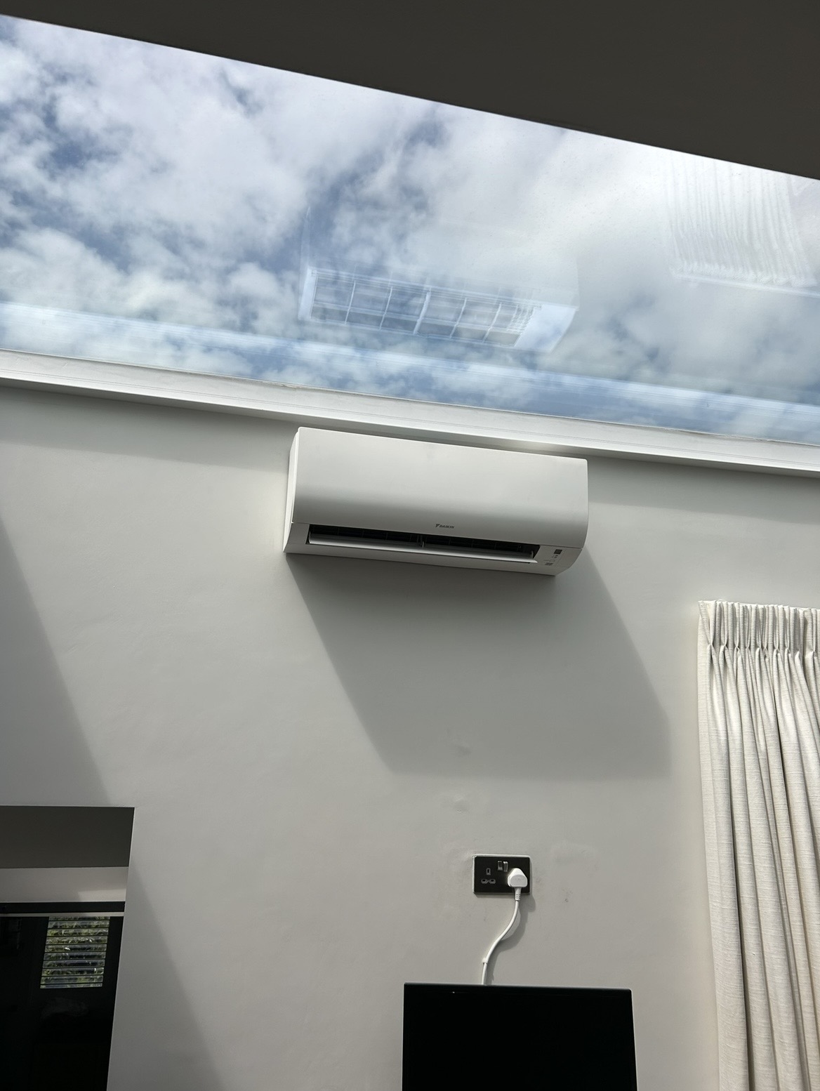Premium London interior with discreet air conditioning